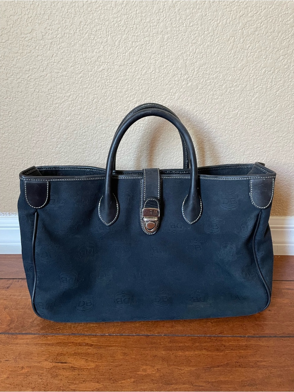 Dooney & Bourke Vintage Black Monogram Signature Canvas Tote Bag